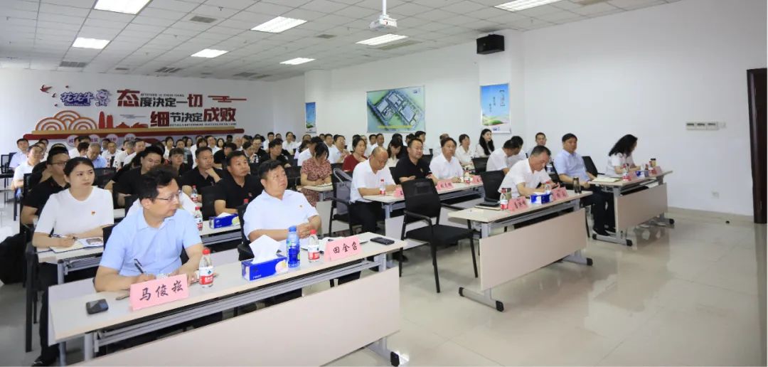 乐发lv官网乳业集团开展“合规体系构建框架”专题培训 乐发lv官网乳业集团开展“合规体系构建框架”专题培训