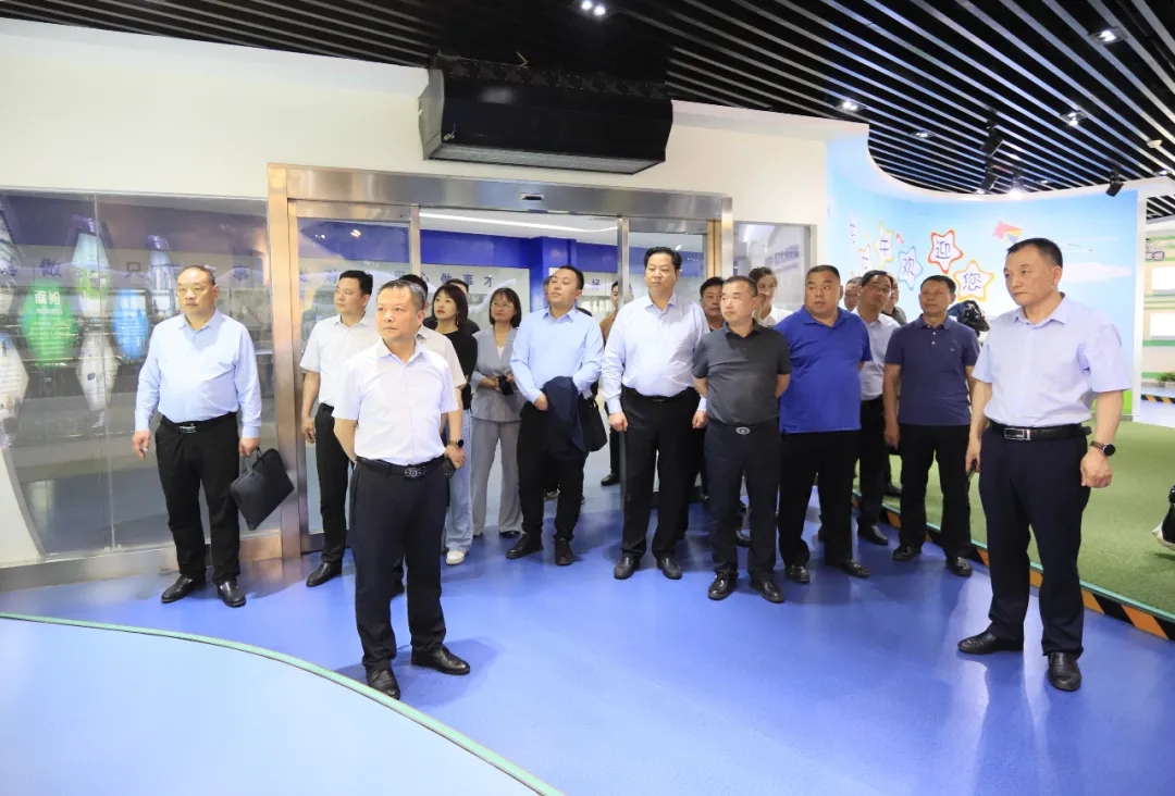 供销联动,创新共赢丨河南农投集团内部业务协同交流会在乐发lv官网乳业集团顺利召开 供销联动,创新共赢丨河南农投集团内部业务协同交流会在乐发lv官网乳业集团顺利召开