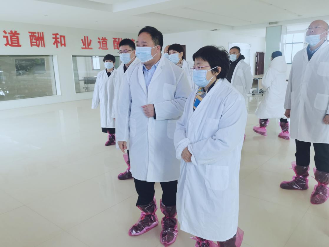 河南省郑州市人民政府副市长李凤芝一行莅临乐发lv官网河南瑞亚参观调研 河南省郑州市人民政府副市长李凤芝一行莅临乐发lv官网河南瑞亚参观调研