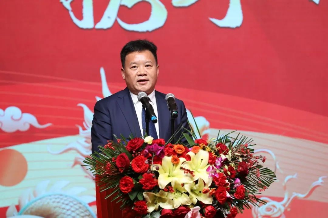 乐发lv官网乳业30周年暨2024年客户大会圆满召开! 乐发lv官网乳业30周年暨2024年客户大会圆满召开!