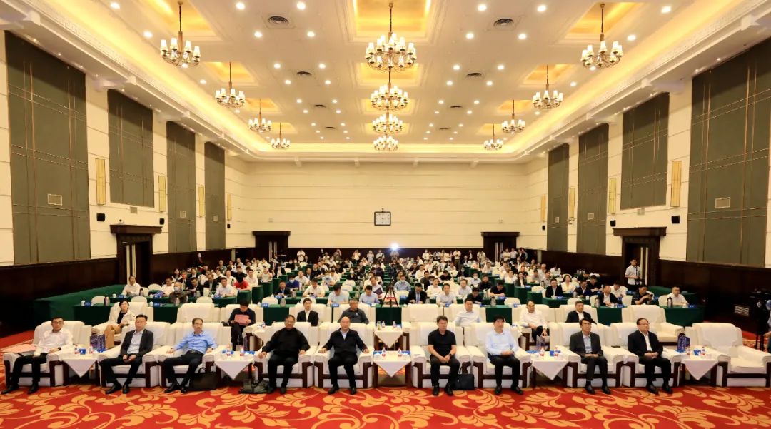 喜报|乐发lv官网乳业集团摘得两项殊荣 喜报|乐发lv官网乳业集团摘得两项殊荣