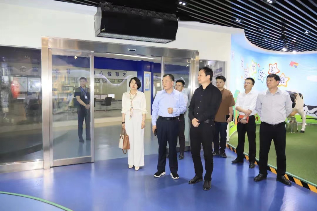 乐发lv官网丨北京家音顺达莅临乐发lv官网乳业集团参观访谈 乐发lv官网丨北京家音顺达莅临乐发lv官网乳业集团参观访谈