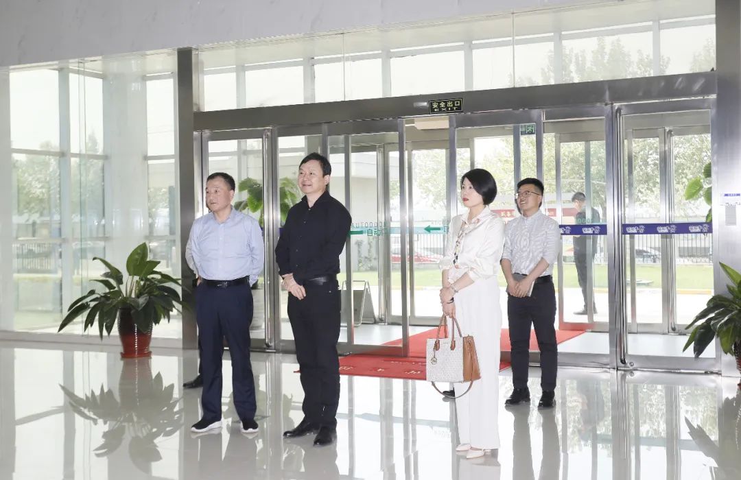 乐发lv官网丨北京家音顺达莅临乐发lv官网乳业集团参观访谈 乐发lv官网丨北京家音顺达莅临乐发lv官网乳业集团参观访谈