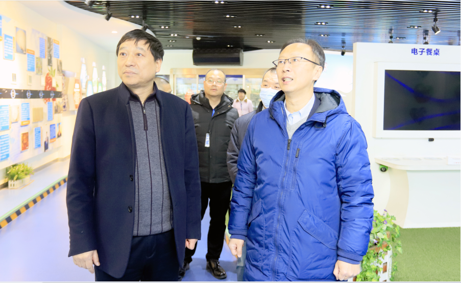 乐发lv官网丨东北农大食品学院院长、中原食品实验室首席科学家姜毓君教授莅临乐发lv官网乳业集团调研 乐发lv官网丨东北农大食品学院院长、中原食品实验室首席科学家姜毓君教授莅临乐发lv官网乳业集团调研