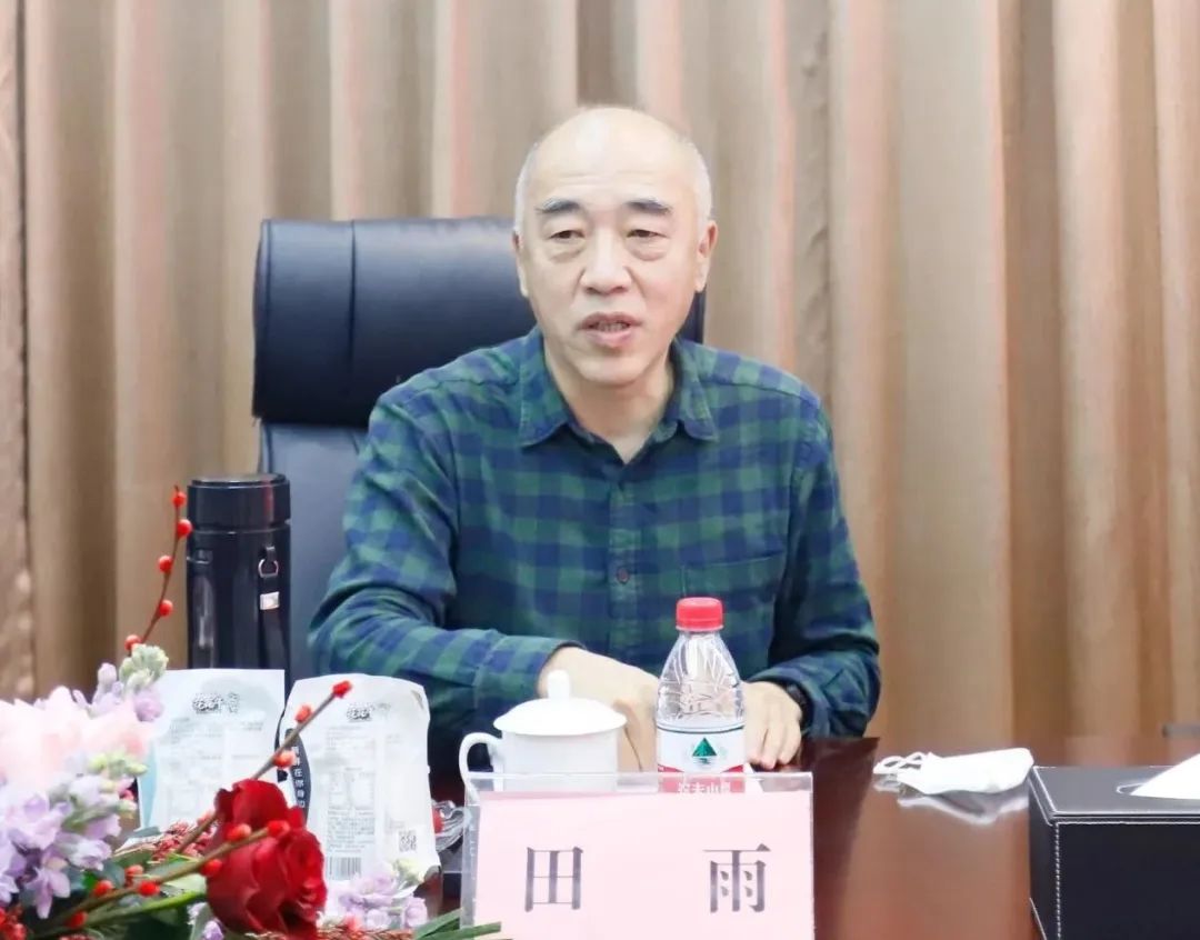 新年开新局 合作促发展丨佳木斯市委常委、副市长闫志刚一行莅临乐发lv官网乳业集团及佳田企业考察座谈 新年开新局 合作促发展丨佳木斯市委常委、副市长闫志刚一行莅临乐发lv官网乳业集团及佳田企业考察座谈