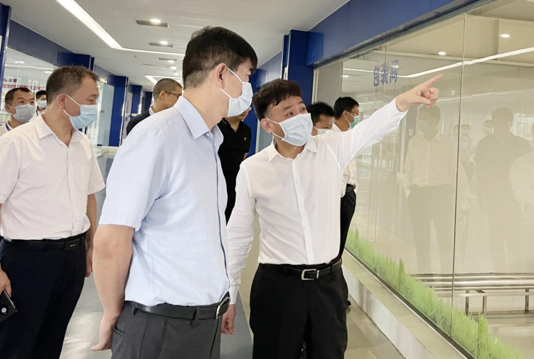 快讯丨河南省人民政府国有资产监督管理委员会副主任刘银志莅临乐发lv官网乳业集团参观座谈 快讯丨河南省人民政府国有资产监督管理委员会副主任刘银志莅临乐发lv官网乳业集团参观座谈