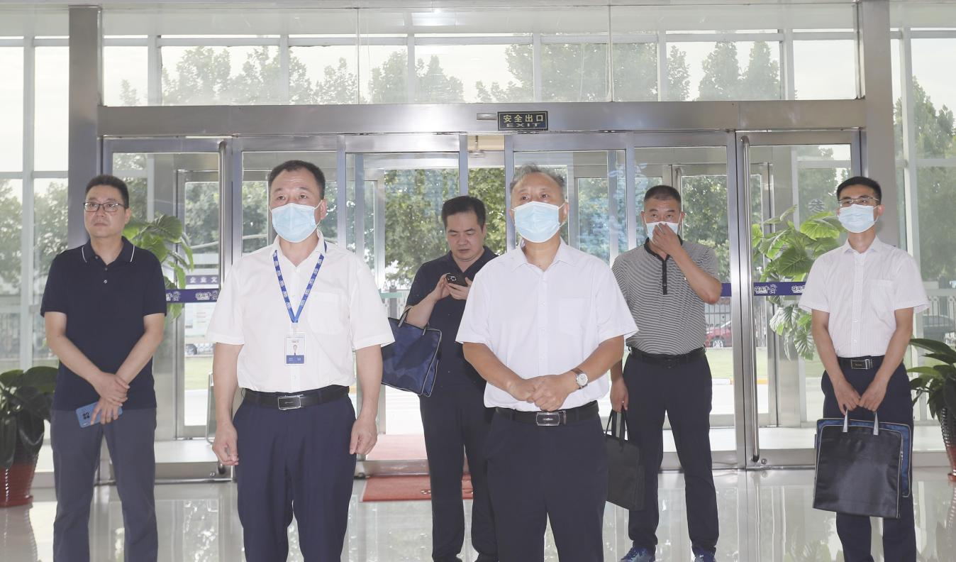 河南省“万人助万企”活动第一工作组 莅临乐发lv官网乳业集团调研 河南省“万人助万企”活动第一工作组 莅临乐发lv官网乳业集团调研