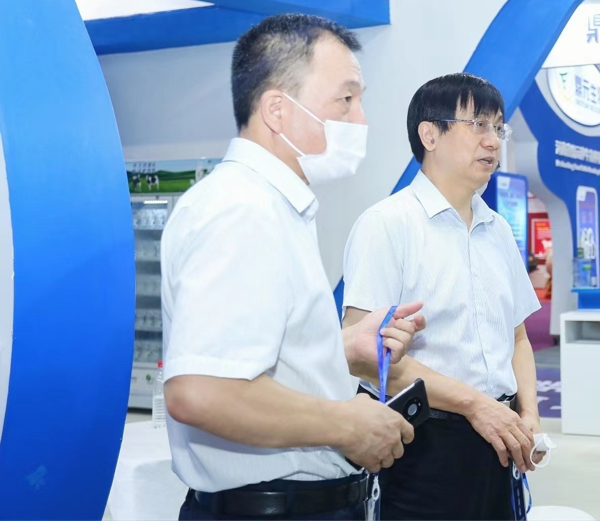 乐发lv官网 | 第34届中原畜牧业交易博览会开幕河南省人民政府副省长武国定莅临乐发lv官网展台参观 乐发lv官网 | 第34届中原畜牧业交易博览会开幕河南省人民政府副省长武国定莅临乐发lv官网展台参观