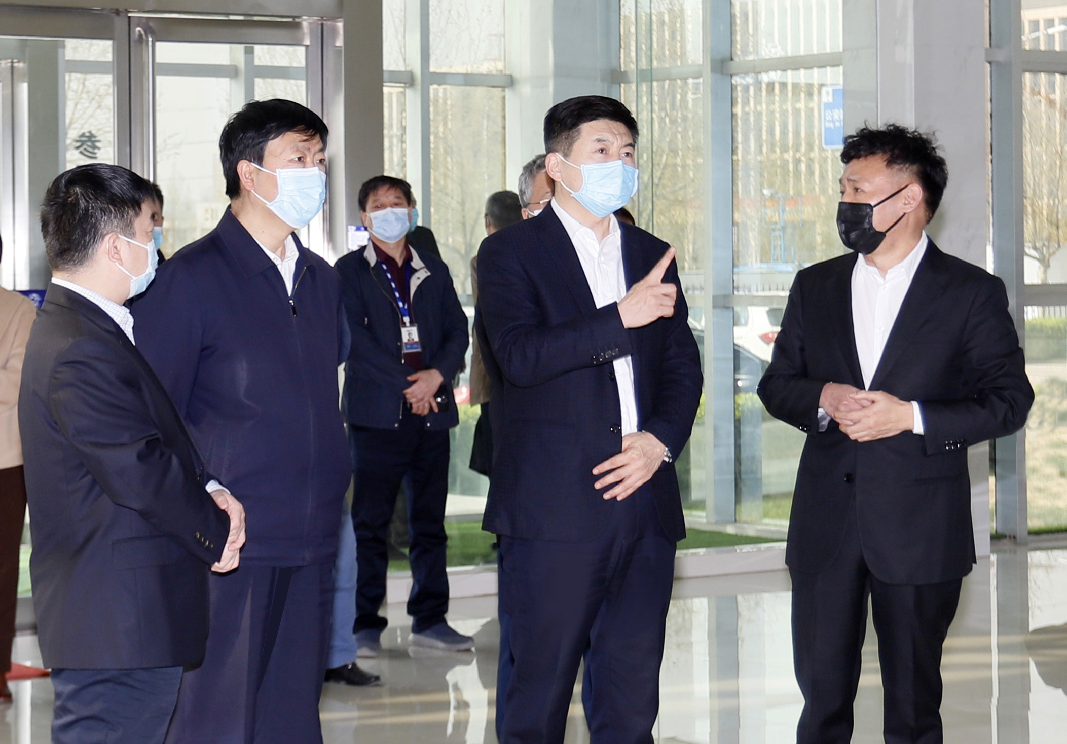 河南省委常委、副省长费东斌莅临 乐发lv官网乳业集团调研 河南省委常委、副省长费东斌莅临 乐发lv官网乳业集团调研