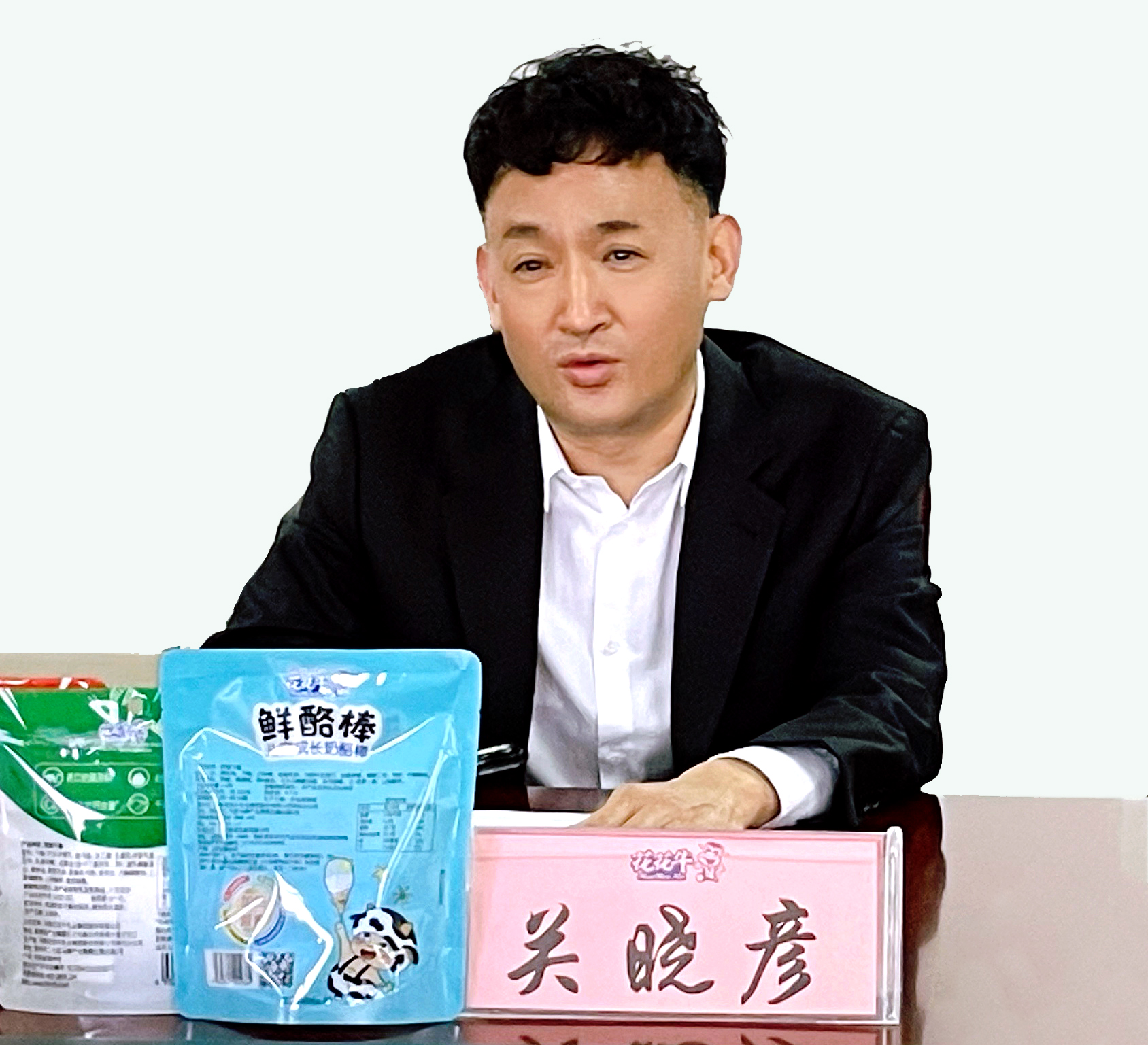 河南省委常委、副省长费东斌莅临 乐发lv官网乳业集团调研 河南省委常委、副省长费东斌莅临 乐发lv官网乳业集团调研