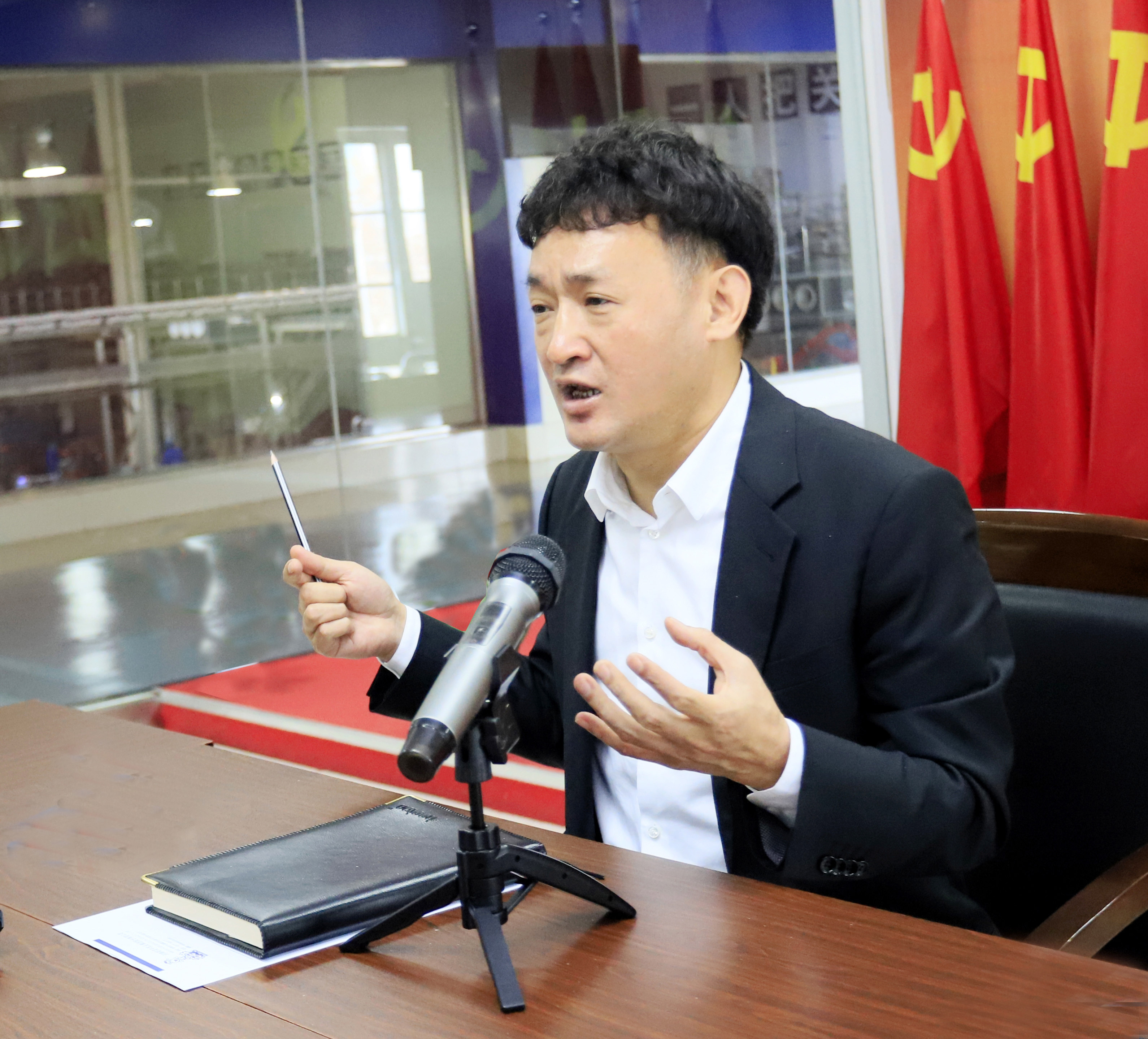 鼓足干劲、攻坚克难,决战2021 ,推动乐发lv官网再上新台阶 鼓足干劲、攻坚克难,决战2021 ,推动乐发lv官网再上新台阶