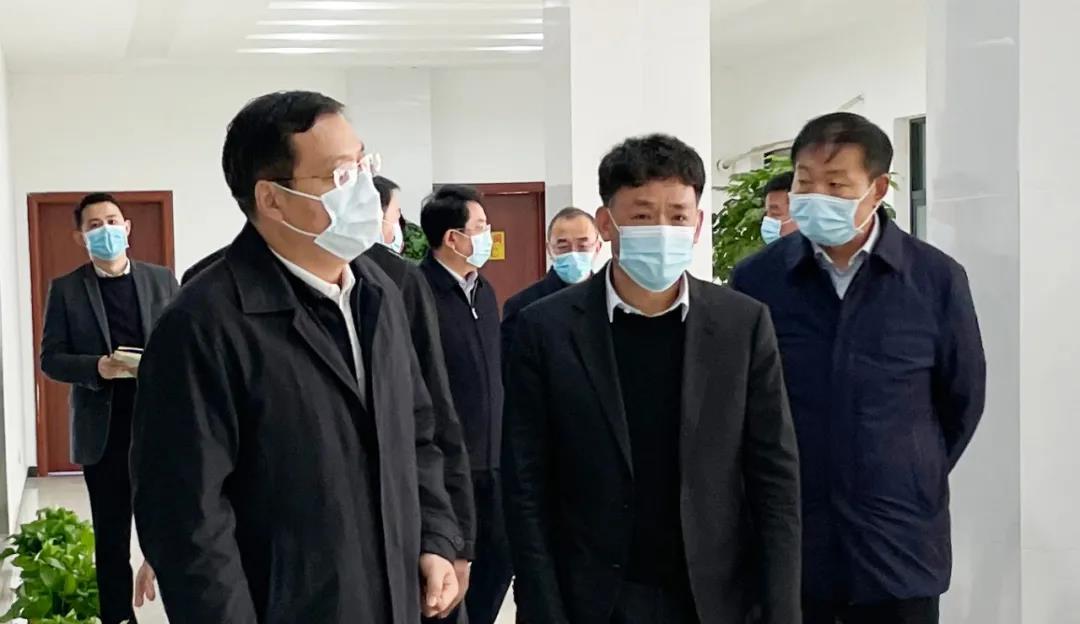 快讯 | 驻马店市委副书记、市长李跃勇一行莅临乐发lv官网乳业集团平舆瑞亚牧场调研 快讯 | 驻马店市委副书记、市长李跃勇一行莅临乐发lv官网乳业集团平舆瑞亚牧场调研