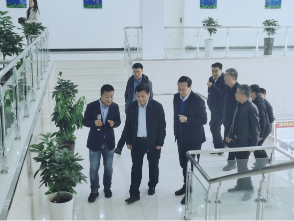 驻马店市委书记鲍常勇一行莅临乐发lv官网平舆瑞亚和新蔡瑞亚调研 驻马店市委书记鲍常勇一行莅临乐发lv官网平舆瑞亚和新蔡瑞亚调研