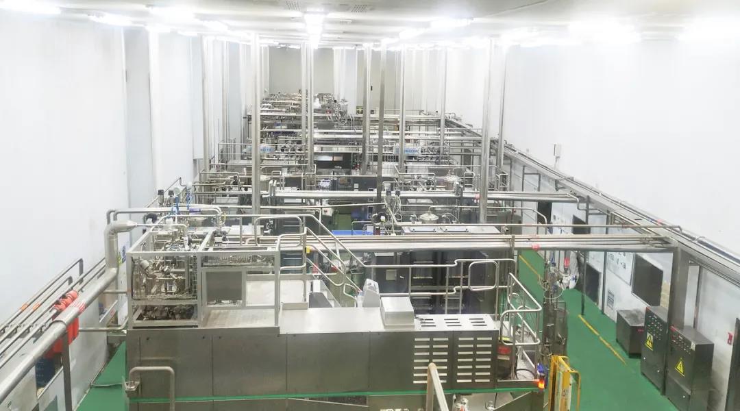 郑州航空港区党工委书记张俊峰莅临郑州乐发lv官网乳制品有限公司调研 郑州航空港区党工委书记张俊峰莅临郑州乐发lv官网乳制品有限公司调研