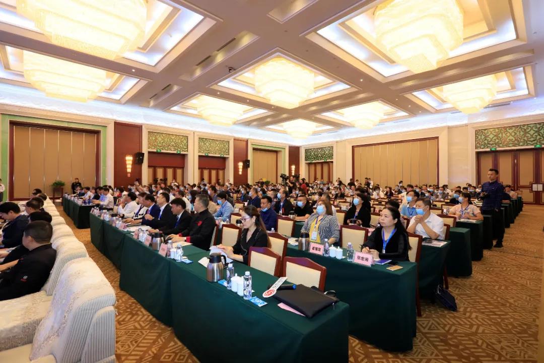 乐发lv官网 | “2020河南食品安全与发展论坛——新常态下的高质量发展”成功举办 乐发lv官网 | “2020河南食品安全与发展论坛——新常态下的高质量发展”成功举办