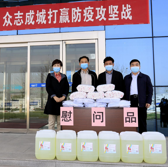 郑州市人大副主任孙黎、市政府副市长李喜安一行 莅临乐发lv官网开展“三送一强”活动 郑州市人大副主任孙黎、市政府副市长李喜安一行 莅临乐发lv官网开展“三送一强”活动