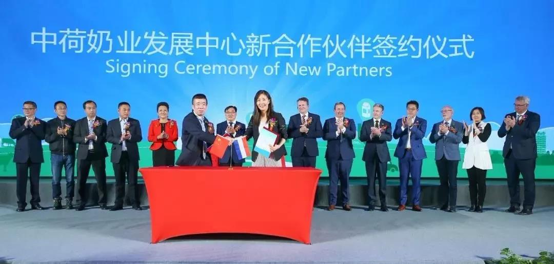 SDDDC走进河南,看看乐发lv官网的国际范儿! SDDDC走进河南,看看乐发lv官网的国际范儿!