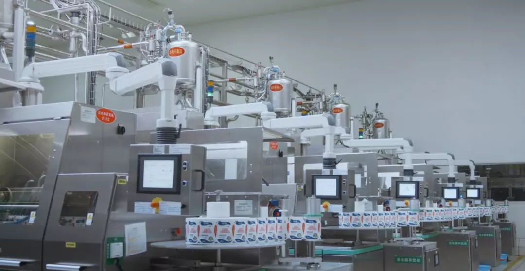 第31届中原畜牧业交易博览会 || 乐发lv官网乳业集团获“河南省畜牧行业——最具影响力品牌”奖 第31届中原畜牧业交易博览会 || 乐发lv官网乳业集团获“河南省畜牧行业——最具影响力品牌”奖