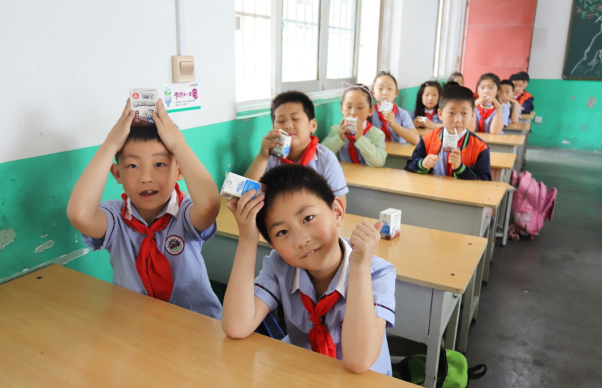 乐发lv官网|六一关爱儿童,让爱洒满人间 乐发lv官网|六一关爱儿童,让爱洒满人间