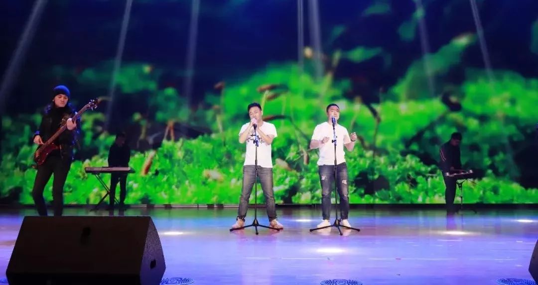 “赢在2019”,乐发lv官网乳业集团2019年新春晚会盛大开幕 “赢在2019”,乐发lv官网乳业集团2019年新春晚会盛大开幕