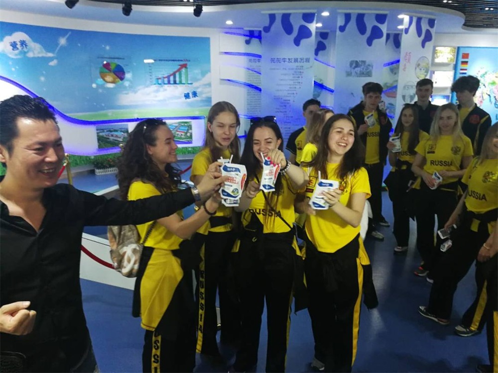 YDC河南中心全国第二届“蓝月奖”暨“乐发lv官网杯” 第七届中俄舞蹈对抗赛五一劳动节开赛 YDC河南中心全国第二届“蓝月奖”暨“乐发lv官网杯” 第七届中俄舞蹈对抗赛五一劳动节开赛