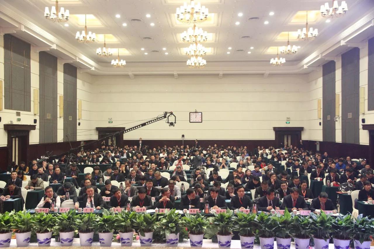 新起点·新征程·不忘初心·砥砺前行| 2018乐发lv官网乳业集团客户大会胜利召开 新起点·新征程·不忘初心·砥砺前行| 2018乐发lv官网乳业集团客户大会胜利召开