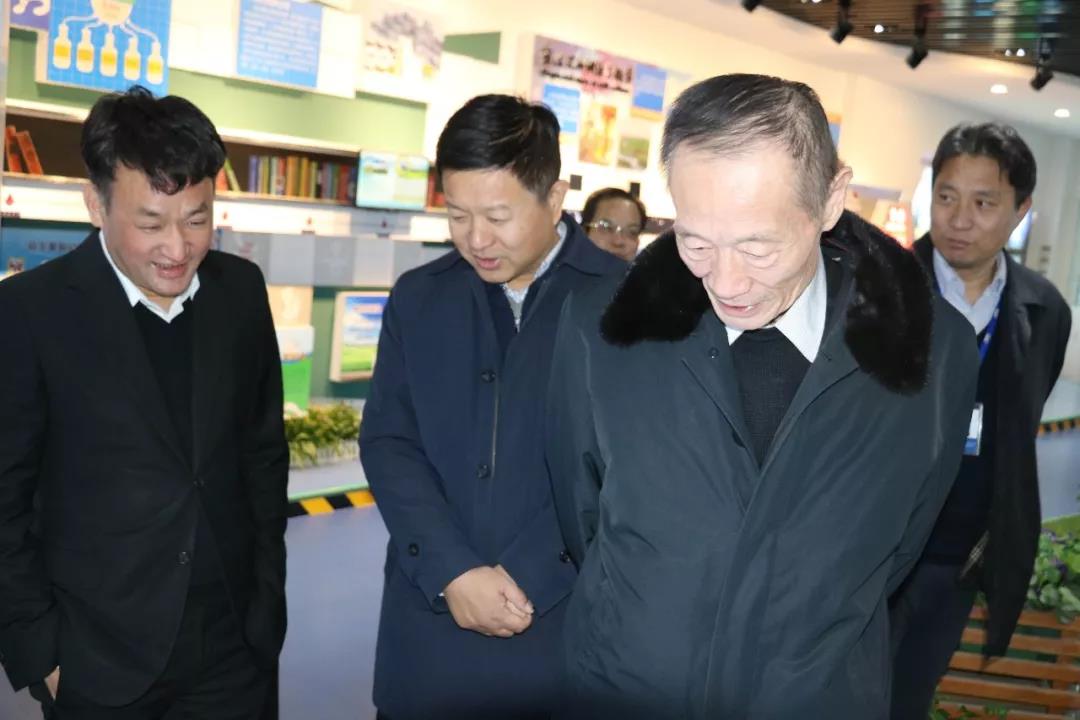 中国奶业协会高鸿宾会长莅临乐发lv官网指导工作 中国奶业协会高鸿宾会长莅临乐发lv官网指导工作