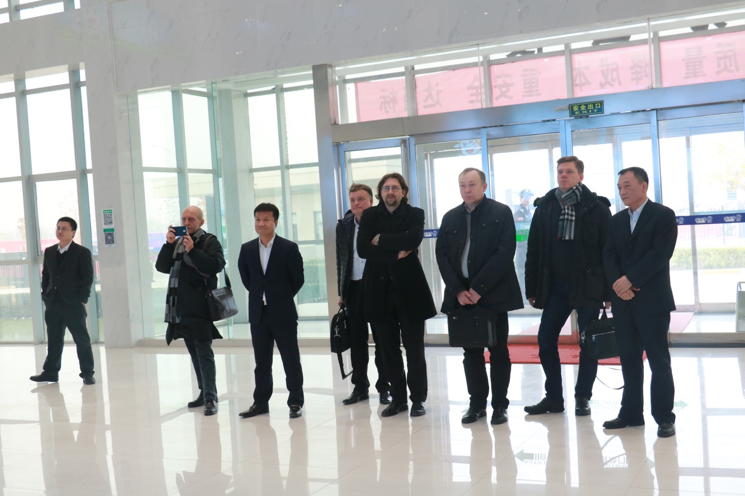 波兰BZK集团参观访问乐发lv官网 波兰BZK集团参观访问乐发lv官网