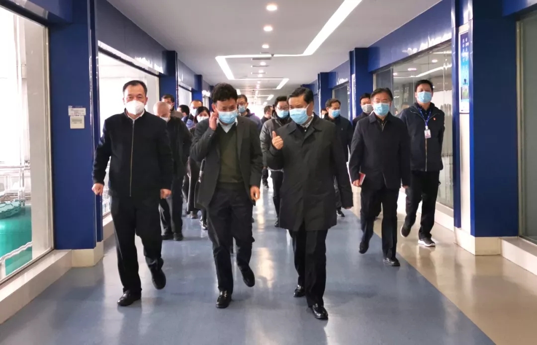 快讯丨河南省副省长武国定莅临乐发lv官网乳业集团调研重点保障企业复工复产情况 快讯丨河南省副省长武国定莅临乐发lv官网乳业集团调研重点保障企业复工复产情况