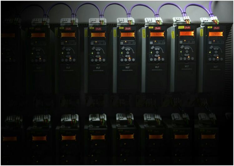 走进工厂 走进工厂